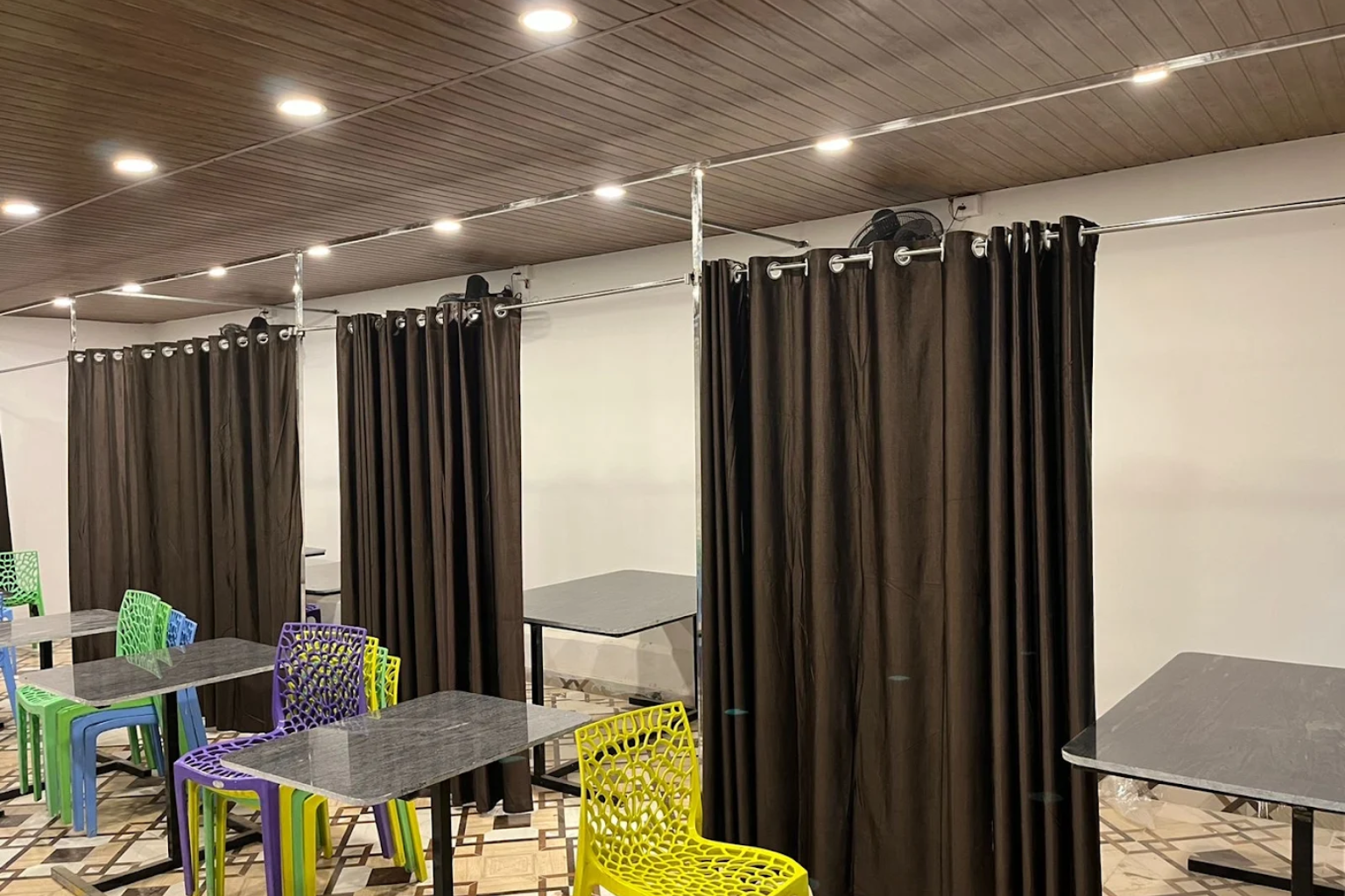 SVR Restaurant