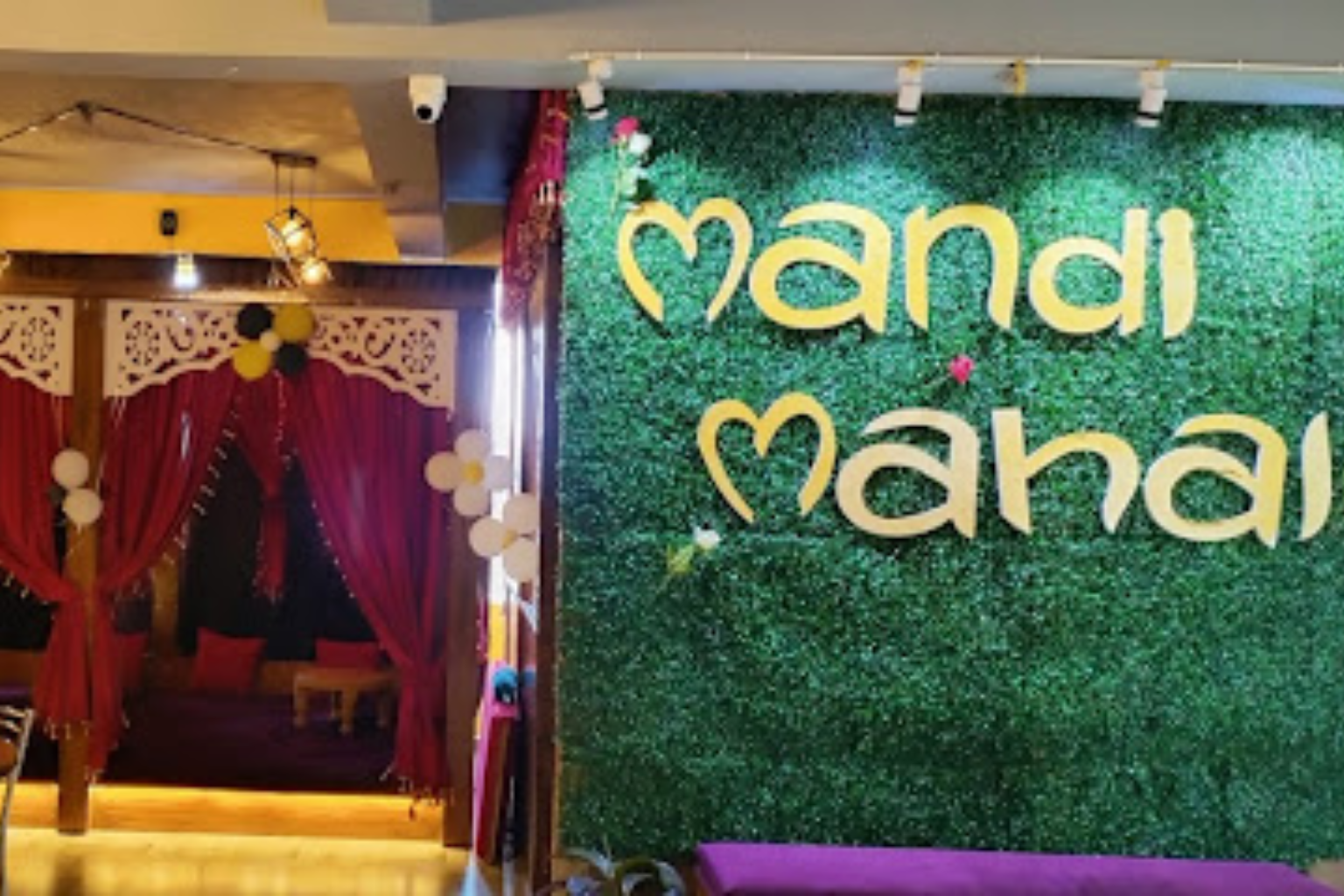 Mandi Mahal